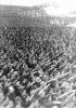 Bundesarchiv_Bild_102-04481B,_Berlin,_Maifeier_auf_dem_Tempelhofer_Feld.jpg
